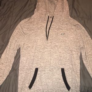 Hollister, Adult Small, Light grey.